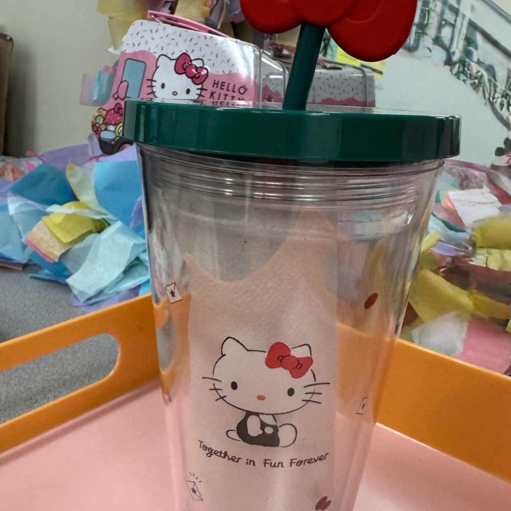 ‼️2025 Starbucks Korea‼️ Hello Kitty Clear 16 oz Tumbler Cup with Red Bow - Picture 4 of 6